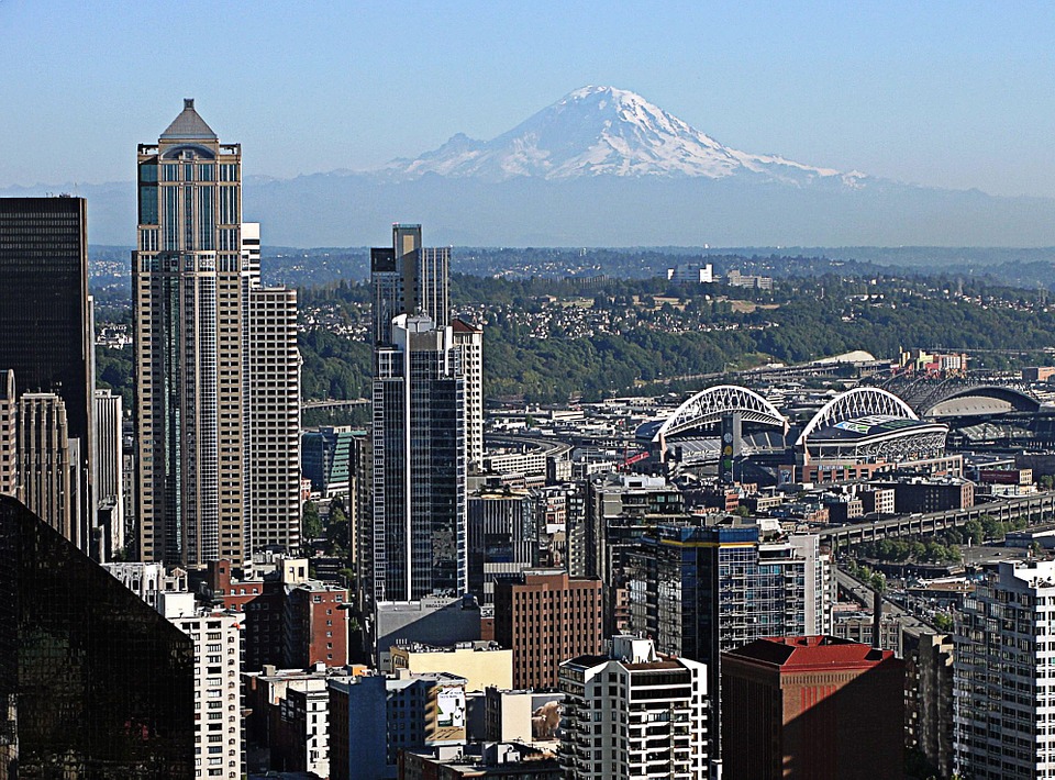 seattle car accident box truck accident fatal crash